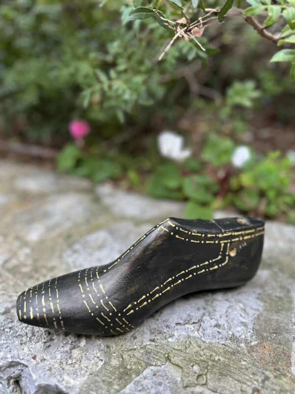 kalapodia-last-gold-lines